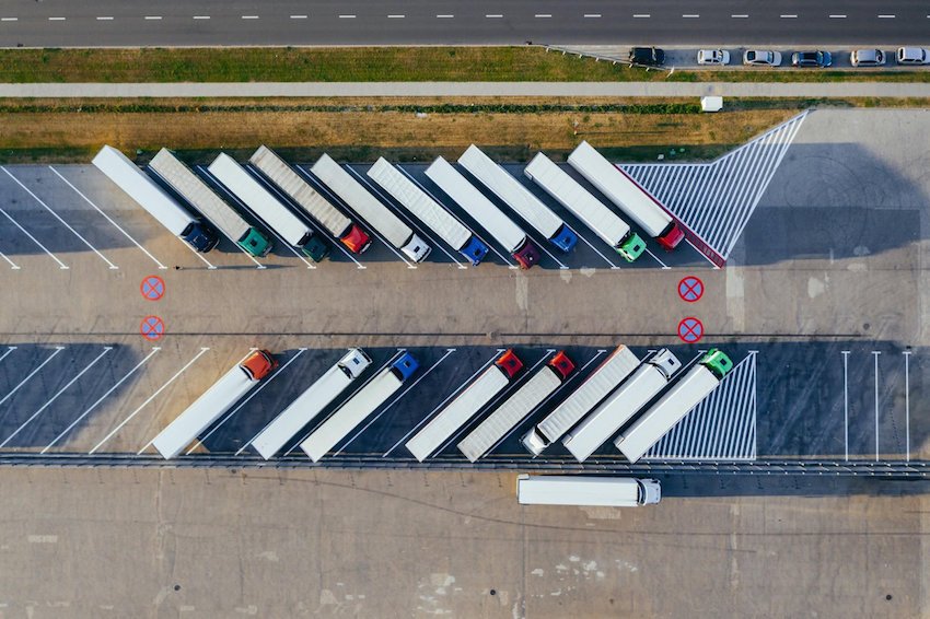 Parquery monitors trucks on highway rest areas