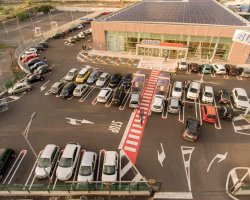 Parquery offers real-time updates on parking availability.