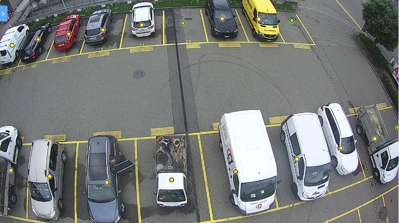 Parquery's solution displays overlaid color-coded dots to indicate occupancy