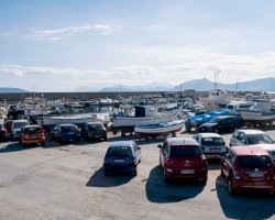 Parquery monitors how long each vehicle is parked on harbor parking areas.