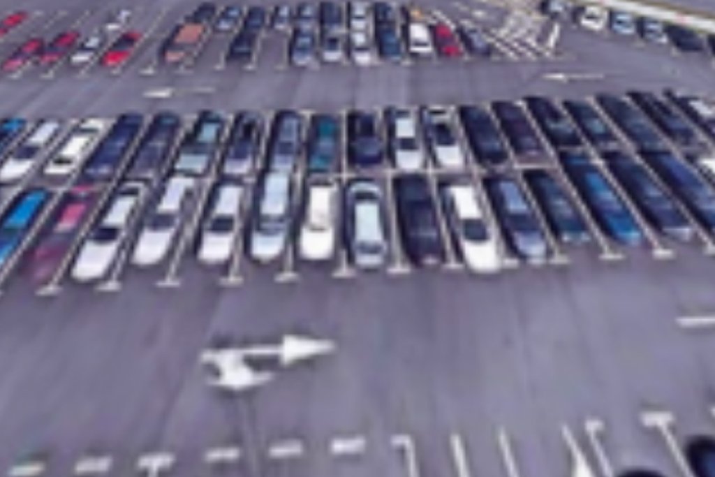 The simulation of the camera view shows which parking spots can be monitored